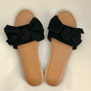 NWOT LOFT Black Bow Sandals - Size 9